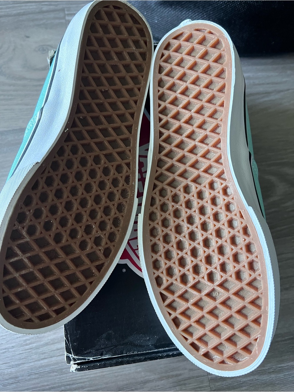 Vans Kids Low-Top Canvas Sneakers in Mint Green (Beach Glass) - Picture 8 of 8